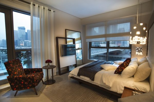 غرفة نوم في شقة بمساحة 66 م2 في مشروع سباركل تاورز من تبيان للتطوير العقاري